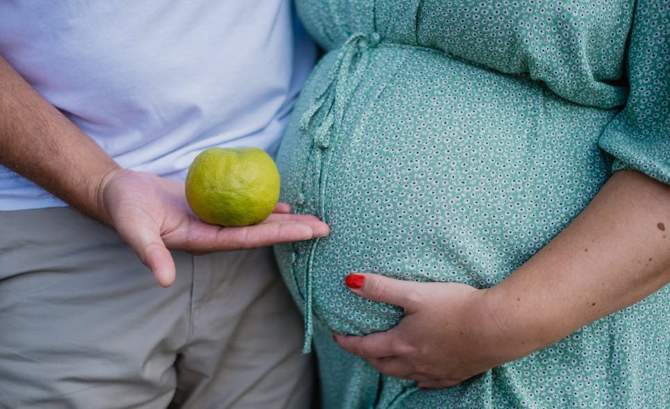 Essential Nutrients Pregnant Women Healthhyme